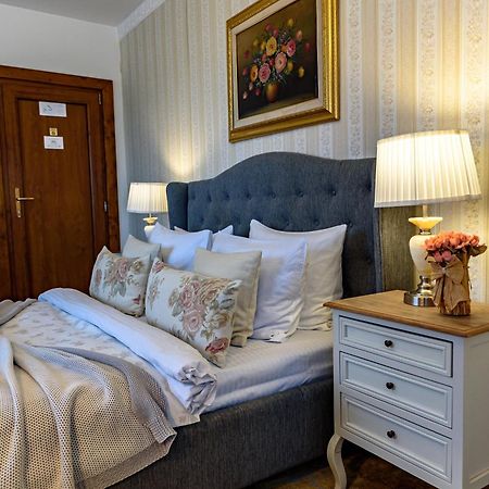 Vila Sarada Boutique Deva Eksteriør billede