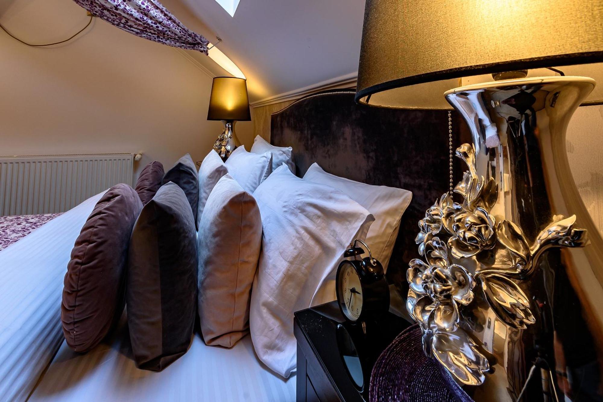 Vila Sarada Boutique Deva Eksteriør billede